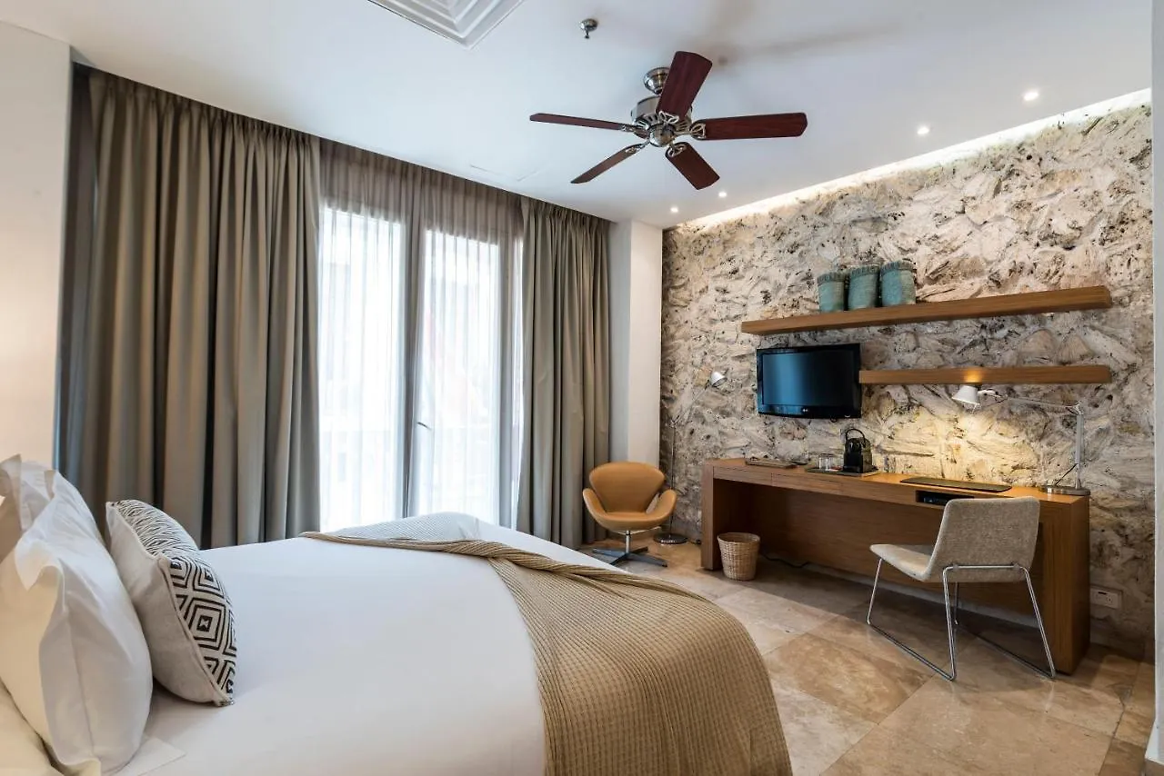 Blue Diamond Club At Movich Cartagena Hotel