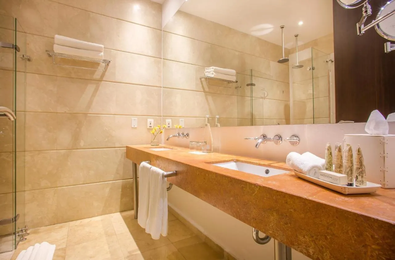 Blue Diamond Club At Movich Cartagena Hotel
